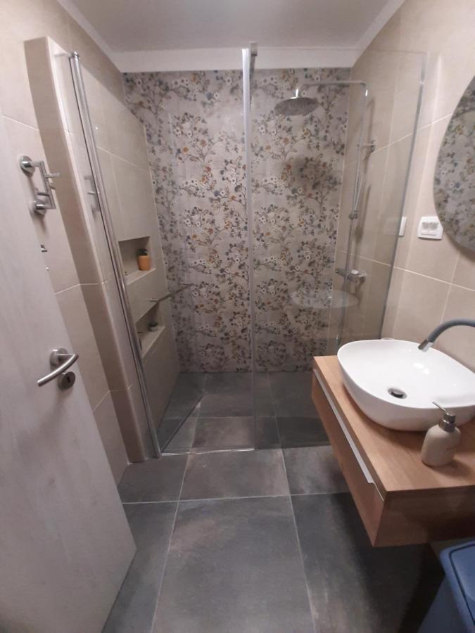 Qr Apartment For Family, Couples, And Friends Stay In Rijeka Exterior foto