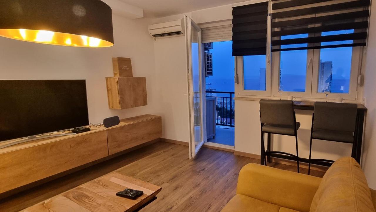 Qr Apartment For Family, Couples, And Friends Stay In Rijeka Exterior foto